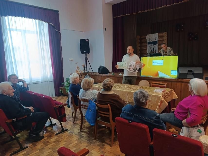 В Любчанском ГДК прошёл кинолекторий «Сценарий долголетия»